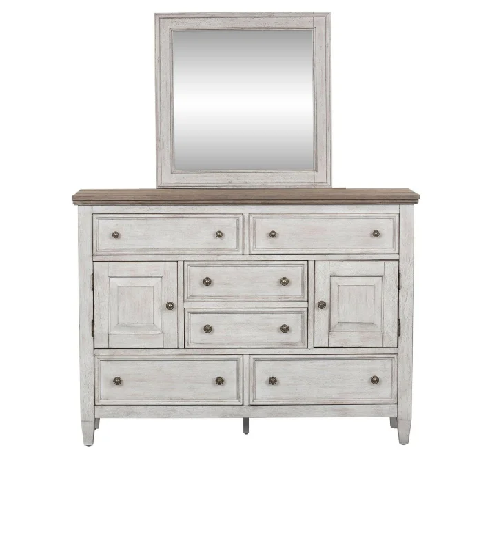 Heartland Chesser Dresser Mirror 824-br32/51 Tunics Timeless classic