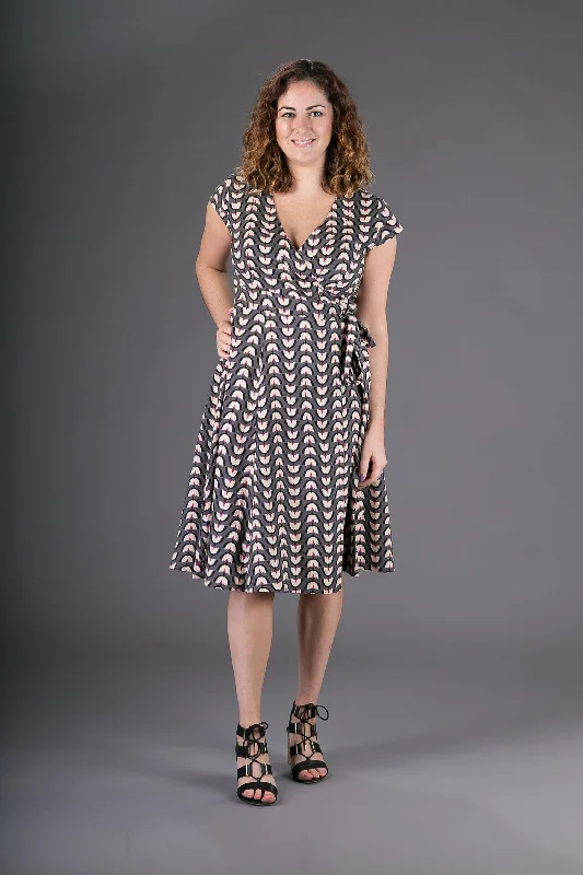 Wrap Cotton Dress Grey Red Geometric Print sweetheart Neckline Romantic