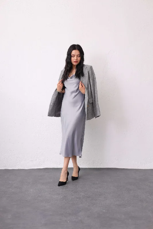 Satin dress Y28552 Shift Classic Vintage