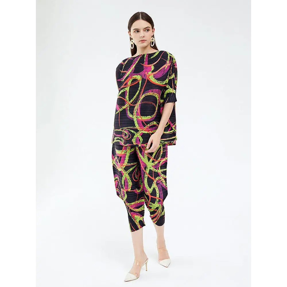 Woman pleated suit striped printing loose t shirt elastic waist pant-- Lace Blend Ribbed Blend Corduroy Blend Woman pleated suit striped printing loose t shirt elastic waist pant-- Lace Blend Ribbed Blend Corduroy Blend