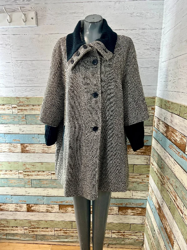 90’s Black & White Herringbone A line Coat By Miss New York Fleece Down Feather
