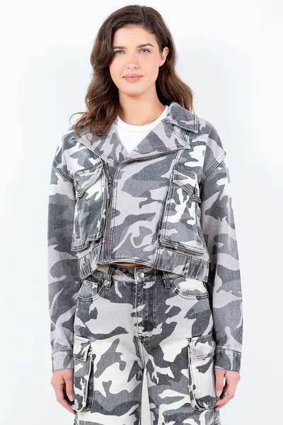 American Bazi Camouflage Zip Up Cropped Rider Jacket Insulated Jacket Fitted Jacket Loose Jacket American Bazi Camouflage Zip Up Cropped Rider Jacket Insulated Jacket Fitted Jacket Loose Jacket