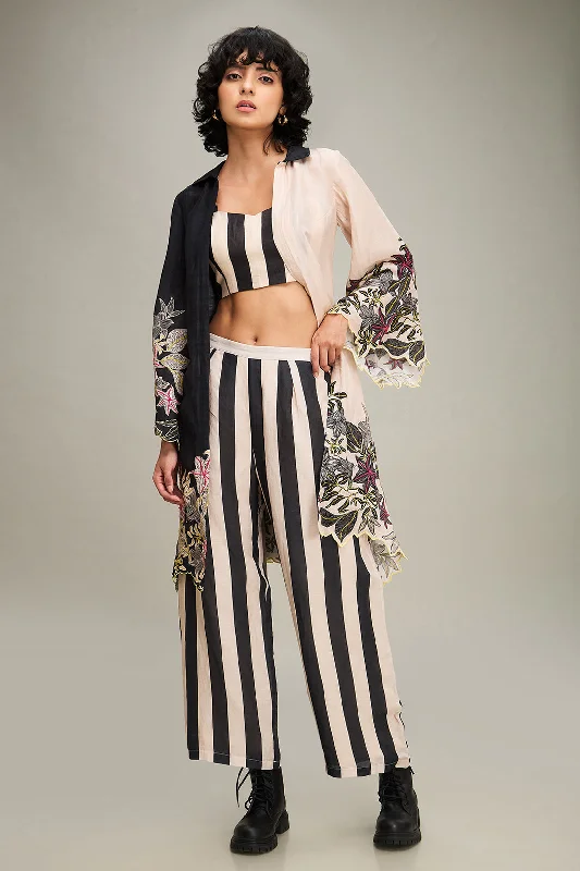 Ahyana Printed Co Ord Set With Jacket Front Pockets Side Pockets Patch Pockets