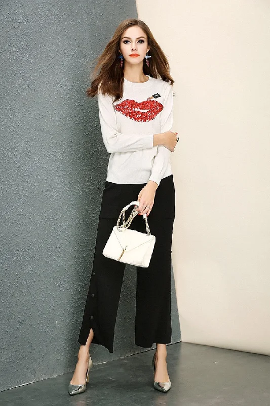 Lips Sweater W/ Beaded Flower Detail Elegant Classic Vintage