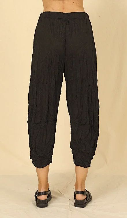 Kaline Two Pocket Short Black Crinkle Pant