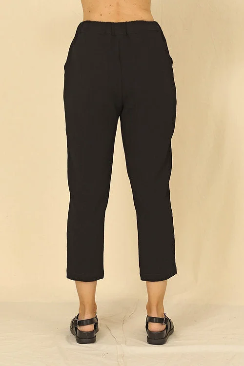 Shayla Black Two Pocket Crop Pant