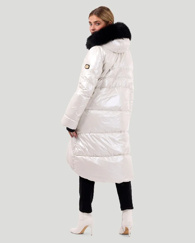 Après-Ski Jacket with Detachable Toscana Shearling Lamb Hood Trim