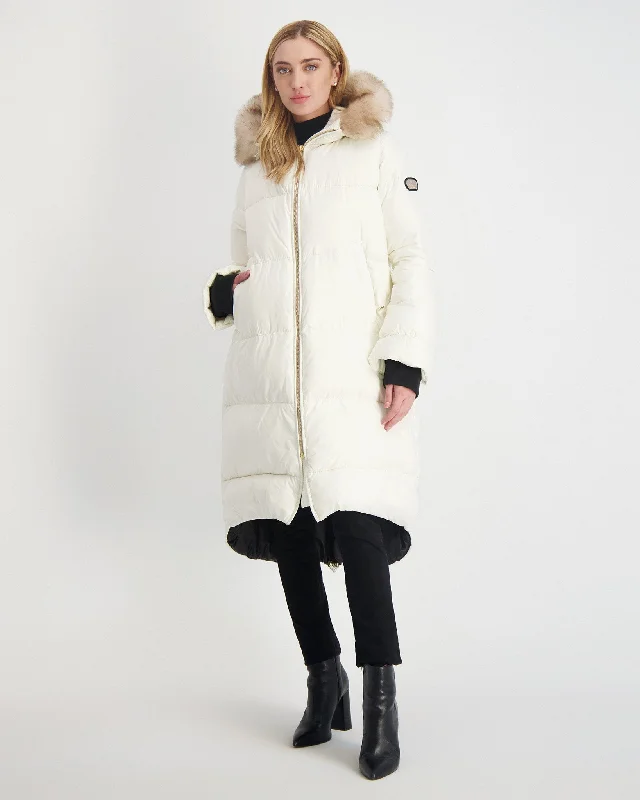 Après-Ski Jacket with Detachable Toscana Shearling Lamb Hood Trim