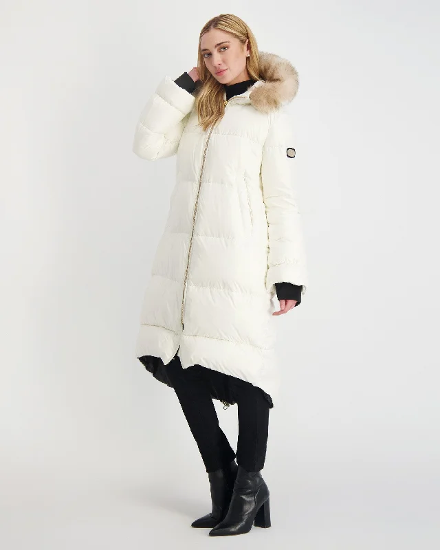 Après-Ski Jacket with Detachable Toscana Shearling Lamb Hood Trim