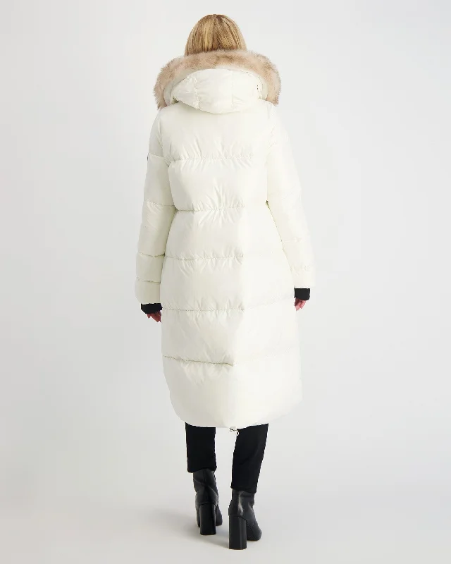 Après-Ski Jacket with Detachable Toscana Shearling Lamb Hood Trim