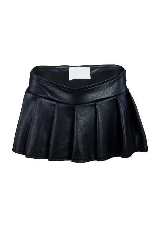 I know It Low Rise Pleated Faux Leather Skirt